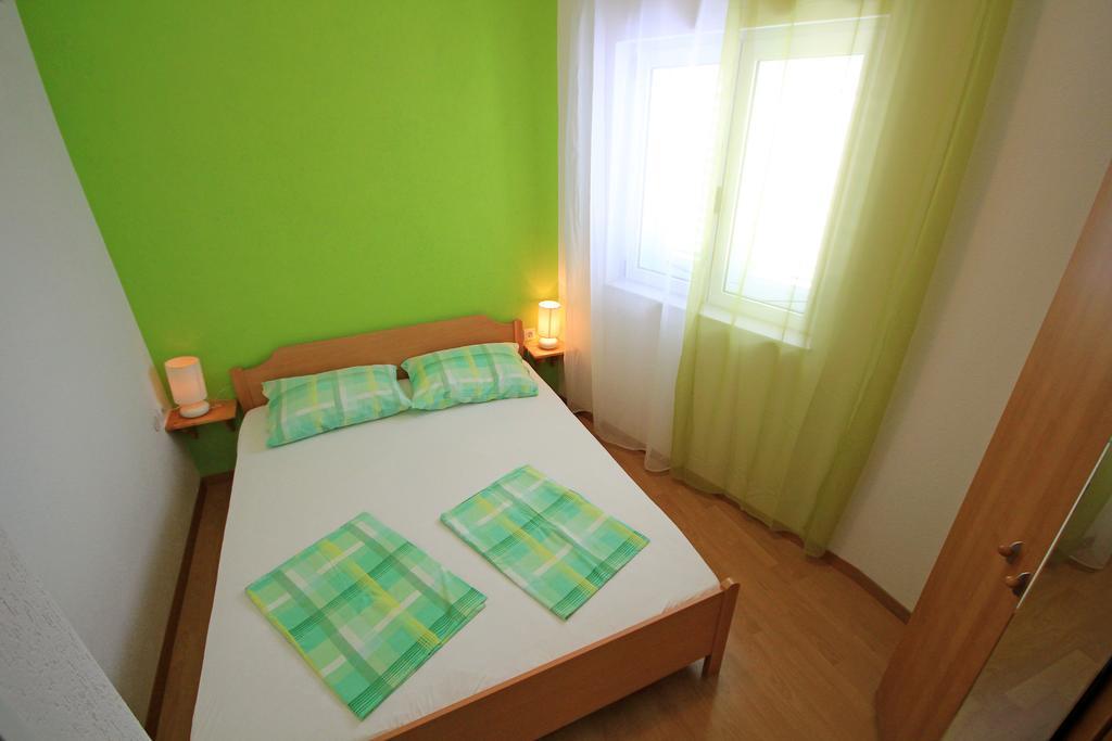 Apartment Vucic Makarska Exterior photo