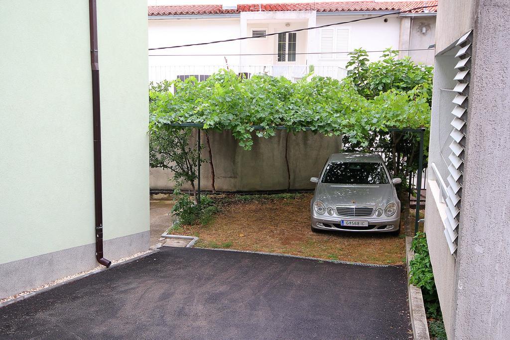 Apartment Vucic Makarska Exterior photo